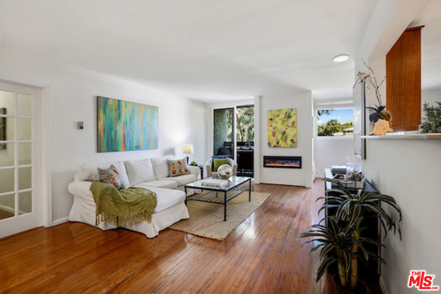 2 Bed Home for Sale in Los Angeles, California