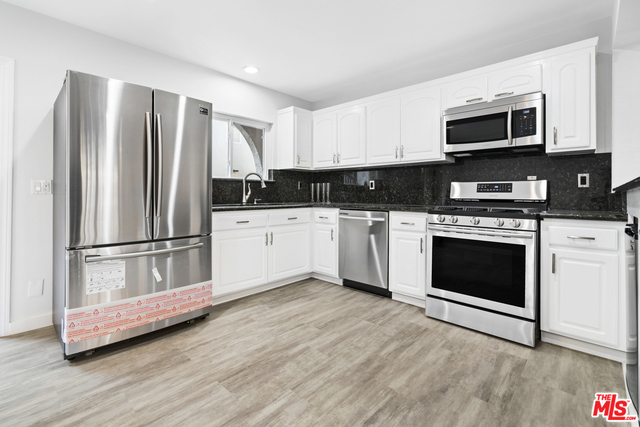 3 Bed Home for Sale in Sherman Oaks, California