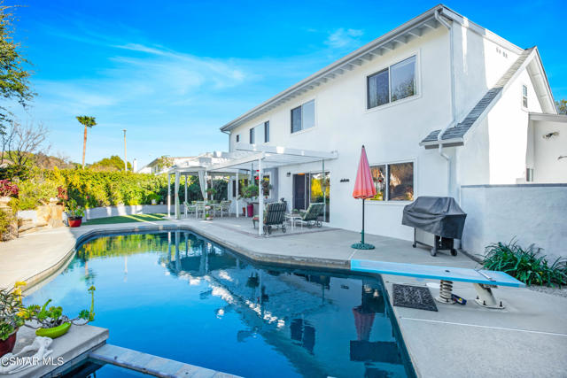 3 Bed Home for Sale in Calabasas, California