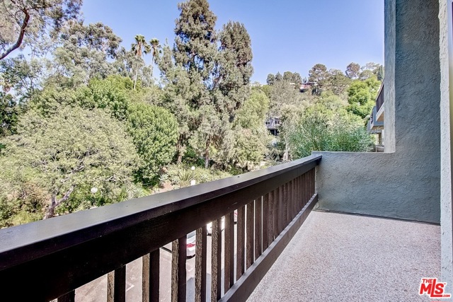 2 Bed Home for Sale in Los Angeles, California