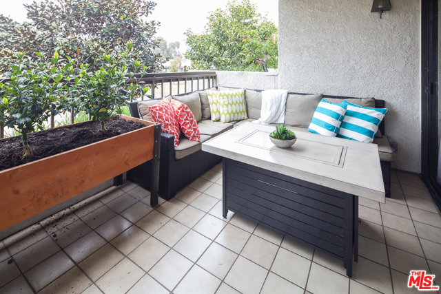 2 Bed Home for Sale in Playa del Rey, California