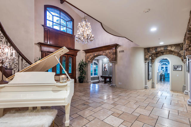 6 Bed Home for Sale in Westlake Village, California