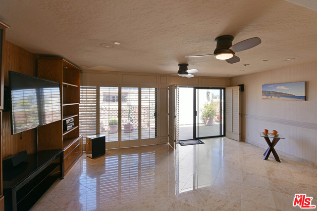 Family Area off of Kitchen