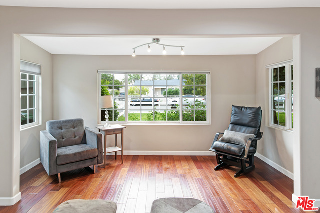 3 Bed Home for Sale in Sherman Oaks, California