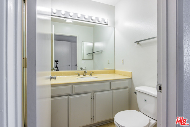 2 Bed Home for Sale in Los Angeles, California