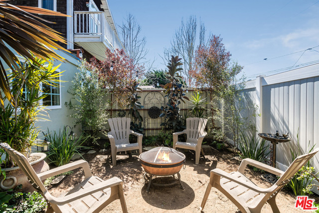 2 Bed Home for Sale in El Segundo, California
