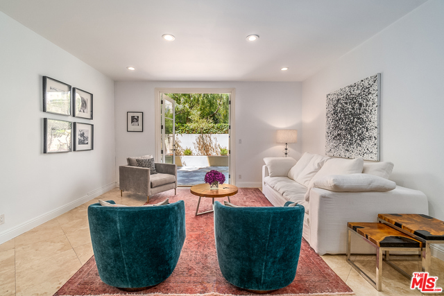 5 Bed Home for Sale in Venice, California