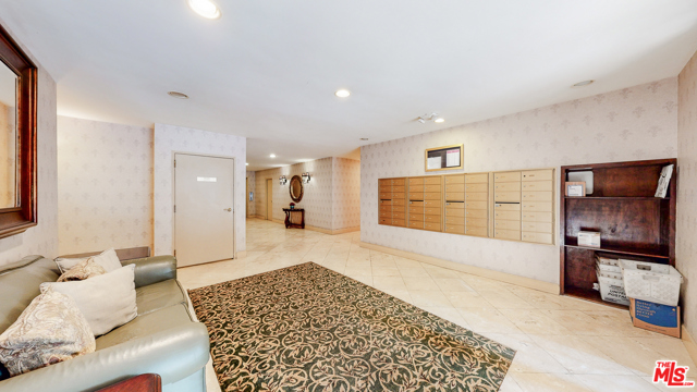 1 Bed Home for Sale in West Hollywood, California