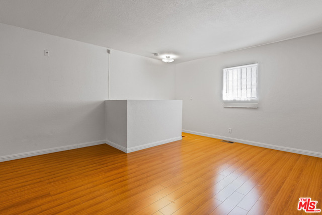 2 Bed Home for Sale in Los Angeles, California