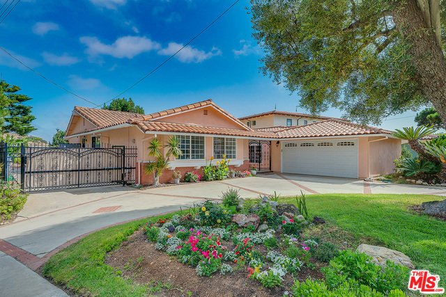 30945 RUE VALOIS, Rancho Palos Verdes, California 90275, 4 Bedrooms Bedrooms, ,3 BathroomsBathrooms,Residential,Sold,RUE VALOIS,20539622