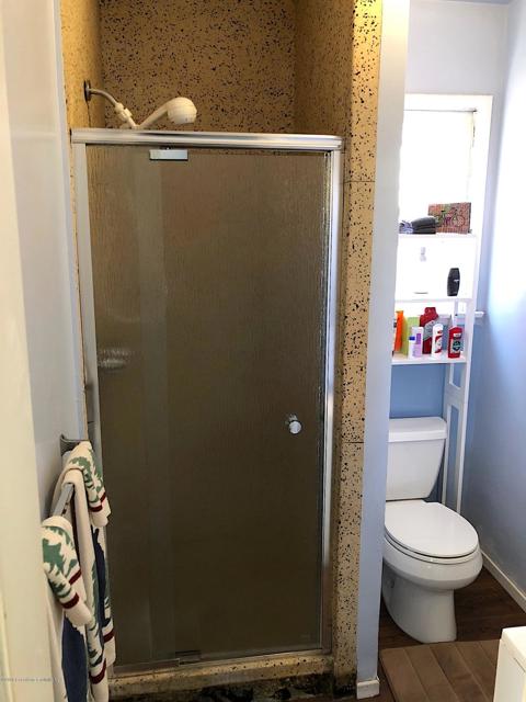 1908 Manzanita_Master Bath