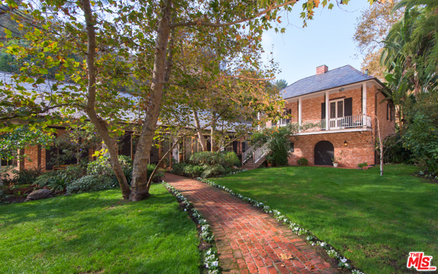 Photo of 1001 Rivas Canyon Road, Pacific Palisades, CA 90272