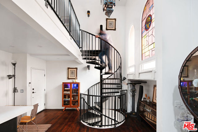  Income Home for Sale in Los Angeles, California