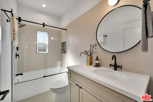 3 Bed Home for Sale in Los Angeles, California