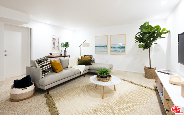 1700 Ford Avenue, Redondo Beach, California 90278, 3 Bedrooms Bedrooms, ,2 BathroomsBathrooms,Residential,Sold,Ford,20670332