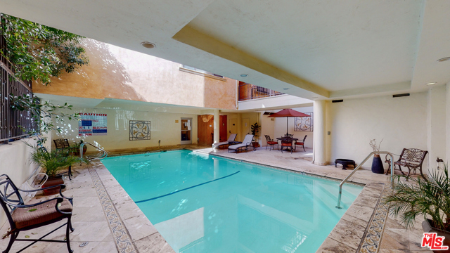 1 Bed Home for Sale in Los Angeles, California
