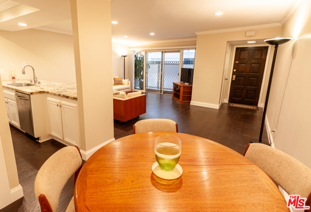 1 Bed Home for Sale in Encino, California