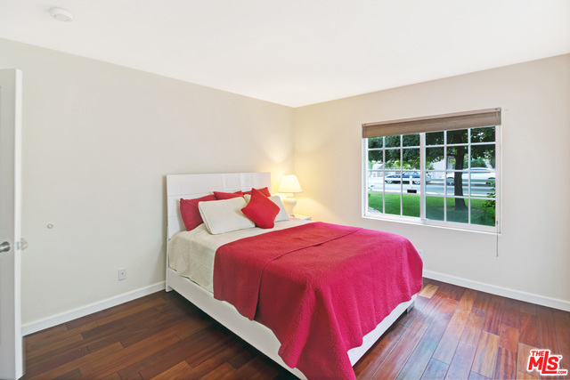 3 Bed Home for Sale in Sherman Oaks, California