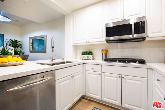 2 Bed Home for Sale in Playa Vista, California