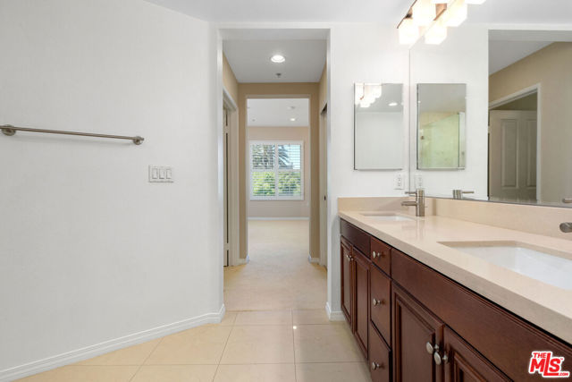 2 Bed Home for Sale in Playa Vista, California