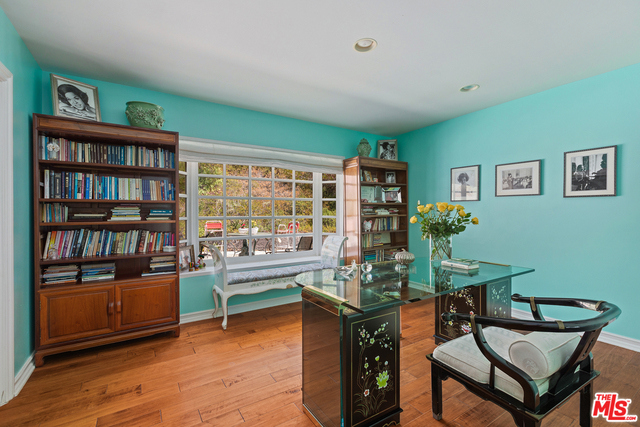 5 Bed Home for Sale in Encino, California