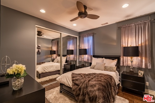 822 6TH Street, Hermosa Beach, California 90254, 4 Bedrooms Bedrooms, ,4 BathroomsBathrooms,Residential,Sold,6TH,19537348