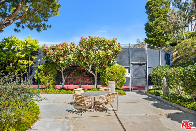 2 Bed Home for Sale in Pacific Palisades, California