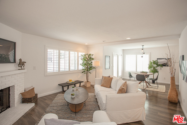 Relaxed Coastal Luxury Relaxed Coastal Luxury