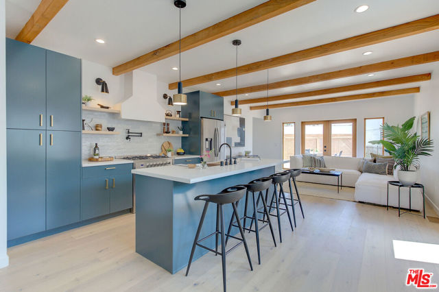 4 Bed Home for Sale in Los Angeles, California