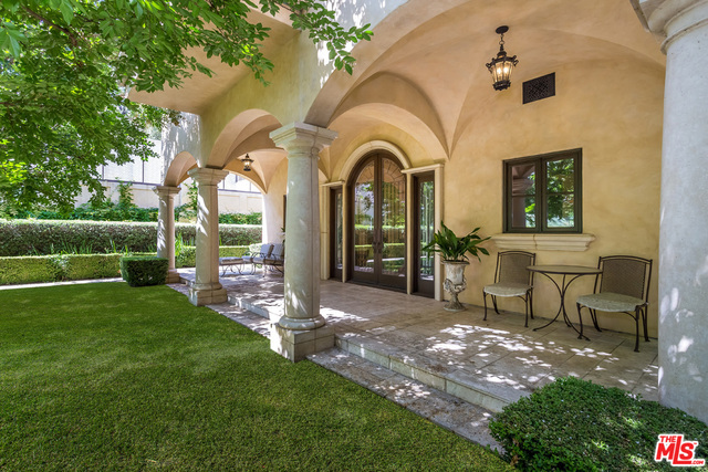 7 Bed Home for Sale in Beverly Hills, California