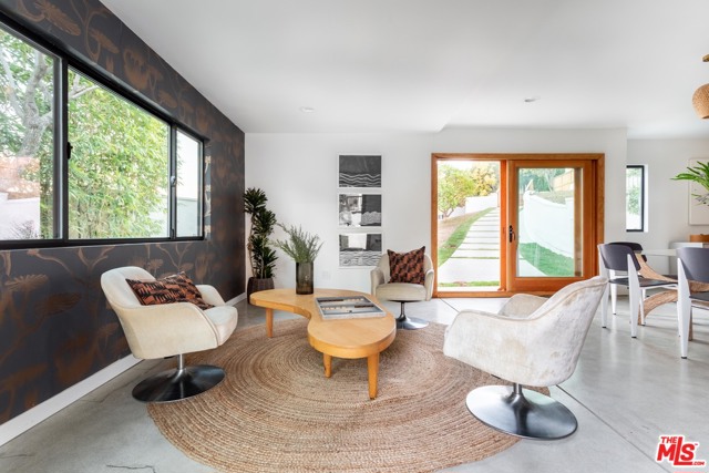 4 Bed Home for Sale in Los Angeles, California