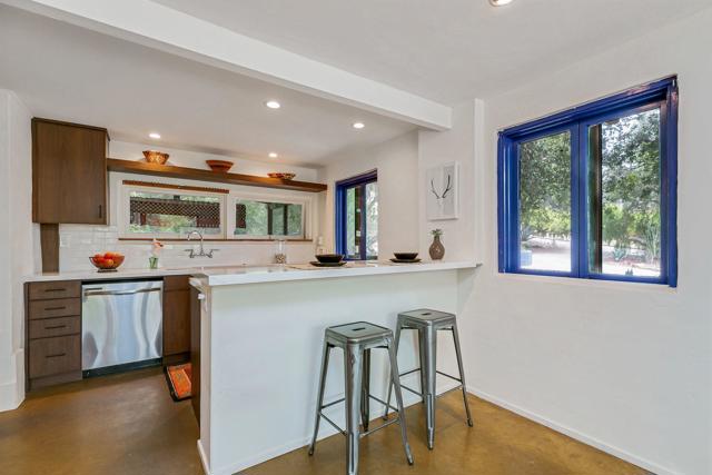 2 Bed Home for Sale in Ojai, California
