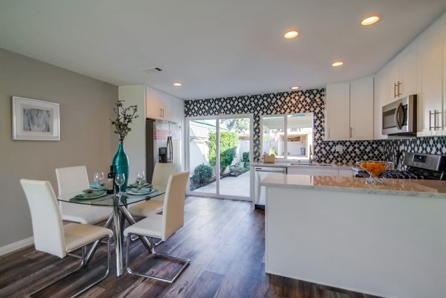 3839 Vista Campana S
