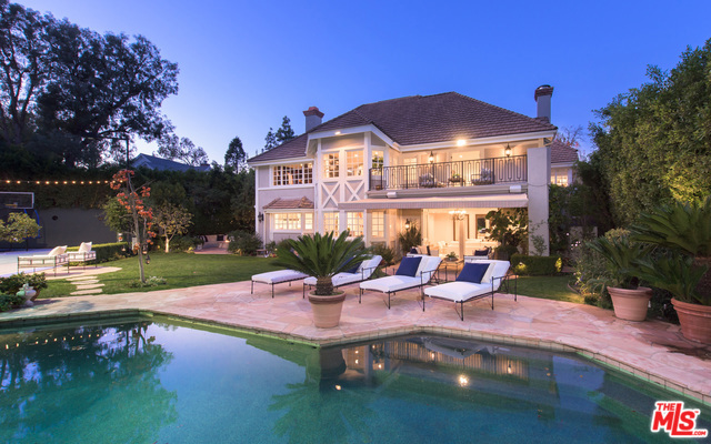 Photo of 12095 SUMMIT Circle, Beverly Hills, CA 90210