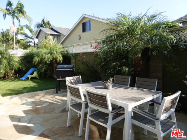 548 21ST Street, Hermosa Beach, California 90254, 5 Bedrooms Bedrooms, ,4 BathroomsBathrooms,Residential,Sold,21ST,18407334
