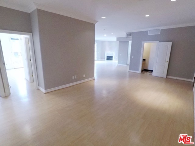 3 Bed Home for Sale in Beverly Hills, California