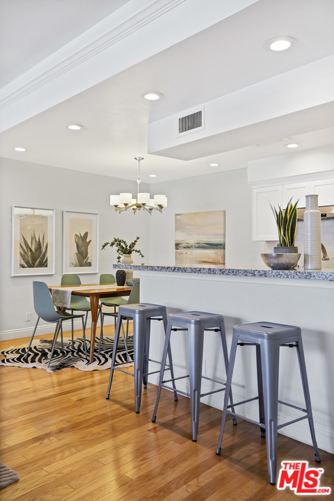 1 Bed Home for Sale in Los Angeles, California
