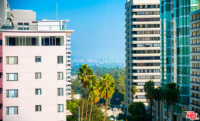1 Bed Home for Sale in Los Angeles, California