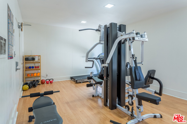 2 Bed Home for Sale in Culver City, California