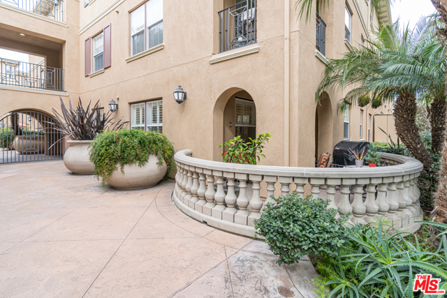 2 Bed Home for Sale in Playa Vista, California
