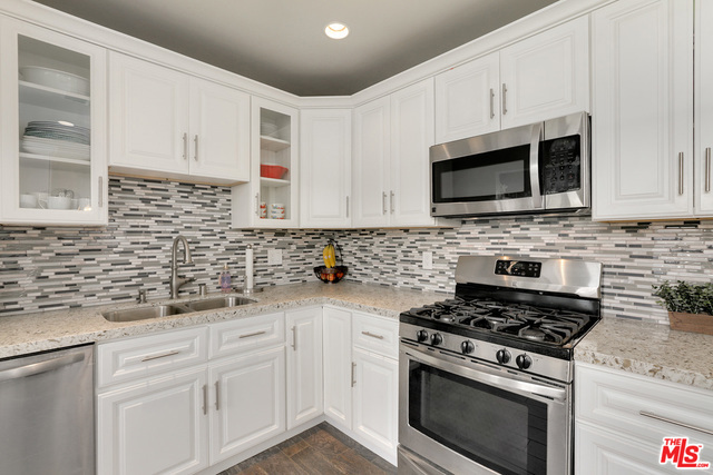 2701 184TH Street, Redondo Beach, California 90278, 3 Bedrooms Bedrooms, ,1 BathroomBathrooms,Residential,Sold,184TH,19452494