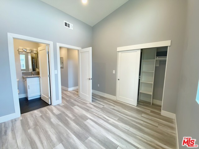  Income Home for Sale in North Hollywood, California