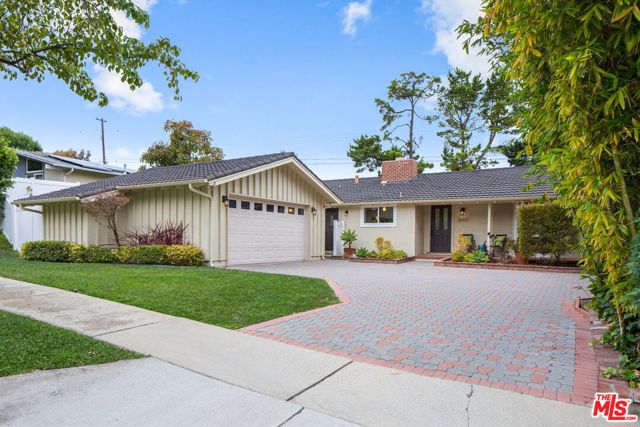 26431 DUNWOOD Road, Rolling Hills Estates, California 90274, 4 Bedrooms Bedrooms, ,2 BathroomsBathrooms,Residential,Sold,DUNWOOD,20588554