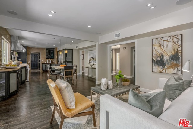 4 Bed Home for Sale in Los Angeles, California