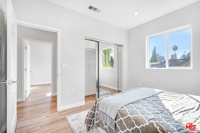  Income Home for Sale in Los Angeles, California