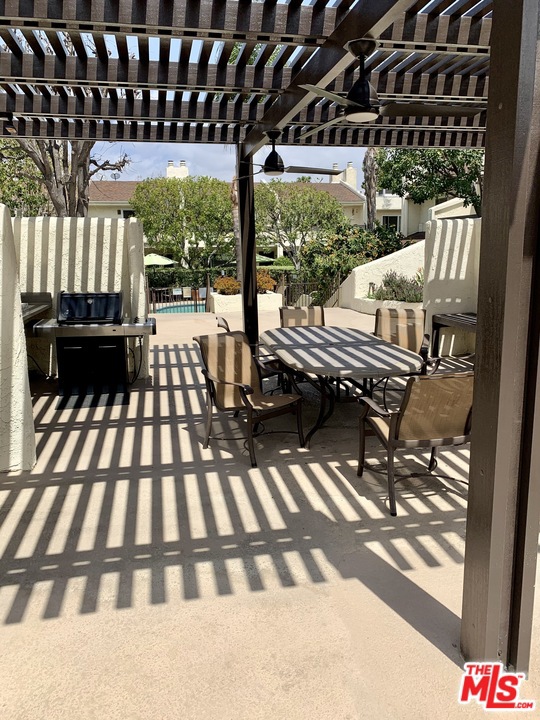 3 Bed Home for Sale in Sherman Oaks, California