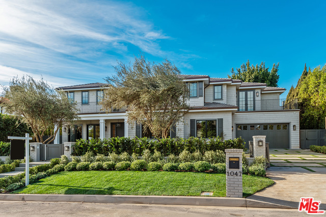Photo of 1047 NAPOLI Drive, Pacific Palisades, CA 90272