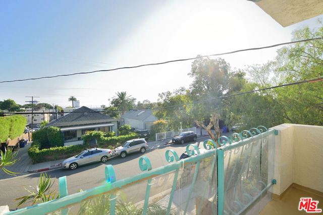  Income Home for Sale in Santa Monica, California