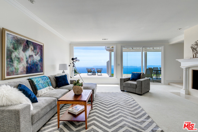 61 OCEANAIRE Drive, Rancho Palos Verdes, California 90275, 3 Bedrooms Bedrooms, ,3 BathroomsBathrooms,Residential,Sold,OCEANAIRE,19451576