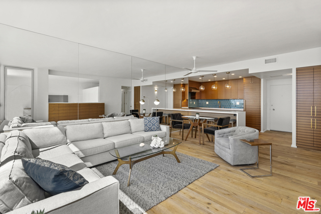 1 Bed Home for Sale in Pacific Palisades, California
